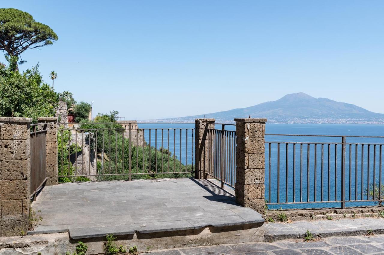 Casa Resilienza Vico Equense - 5 Min Dal Mare Leilighet Eksteriør bilde